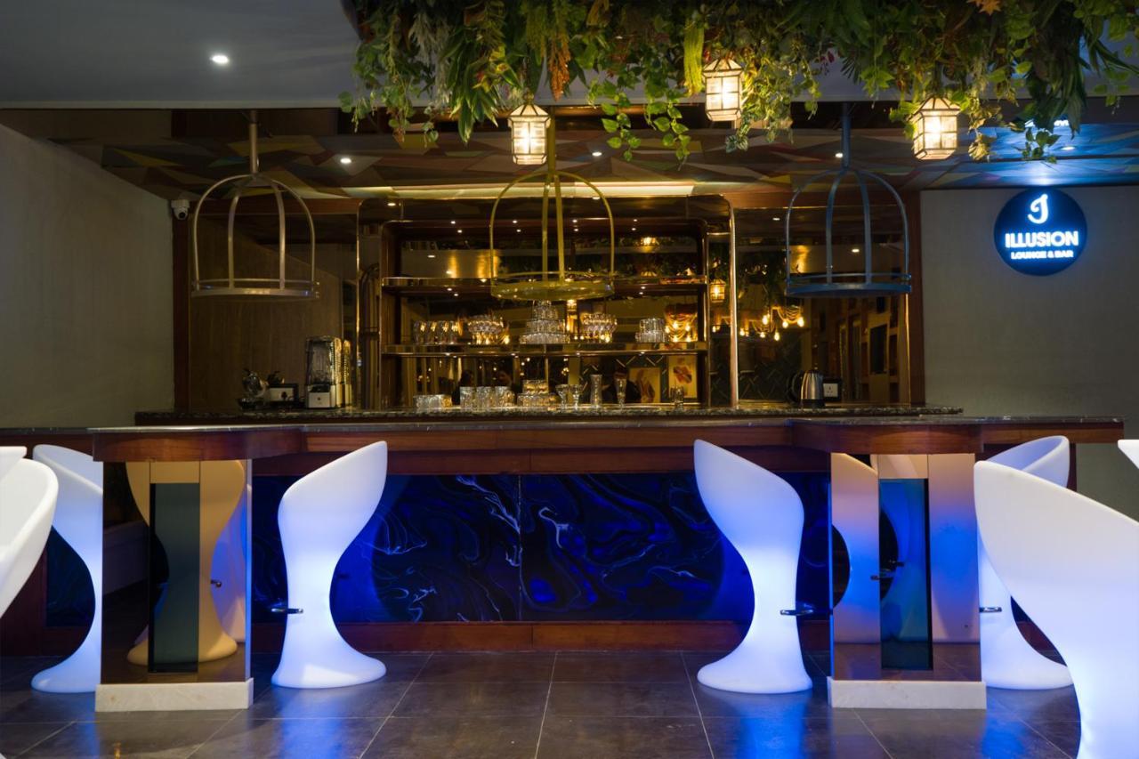 Clarks Inn Suites Kangra Dış mekan fotoğraf