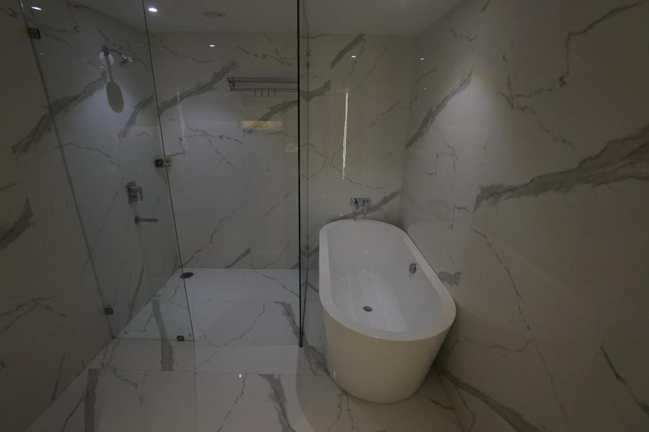 Clarks Inn Suites Kangra Dış mekan fotoğraf